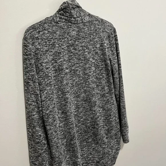 Blue Notes Sweater - Picture 4 of 9